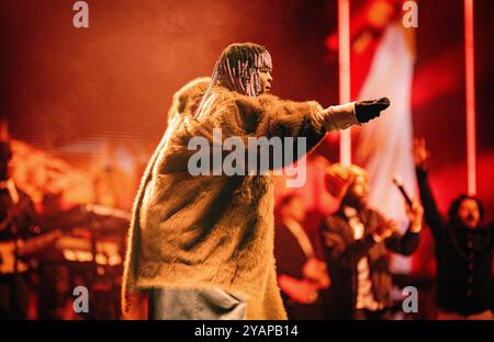 LONDRES, ANGLETERRE - 14 OCTOBRE : Lauryn Hill se produit en concert à l'O2 Arena 2024. Crédit : LounisPhotography / Alamy Live News Banque D'Images