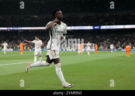 MADRID, ESPAGNE - 11 NOVEMBRE : Vinicius jr du Real Madrid célèbre un but lors du match de la Liga 2023/24 entre le Real Madrid et Valence à Santia Banque D'Images