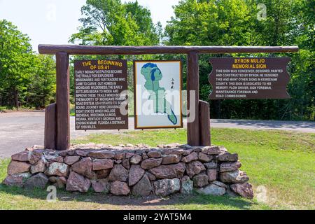 Copper Harbor, mi - 2 août 2019 : panneau marquant le début de l'US 41, une autoroute à étages qui va de Copper Harbor, Michigan à Miami, Floride. CON Banque D'Images