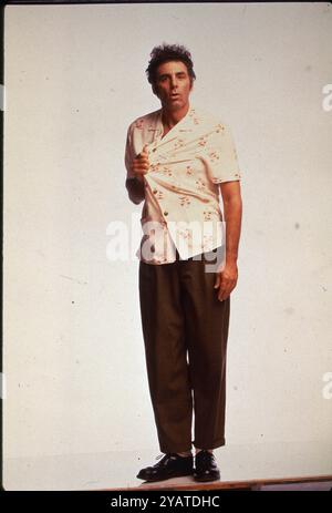 15 octobre 2024, Hollywood, Californie, États-Unis : DATE DE SORTIE : 1994 TITRE : Seinfeld STUDIO : Castlerock INTRIGUE : Jerry Seinfeld est un comédien stand-up dont la vie à New York est rendue encore plus chaotique par un groupe d'amis excentriques qui se joignent à lui pour lutter avec les questions les plus perplexes, mais souvent triviales de la vie. EN VEDETTE : Michael Richards, (Credit image : © Entertainment Pictures via ZUMA Press) USAGE ÉDITORIAL SEULEMENT! Non destiné à UN USAGE commercial ! Banque D'Images