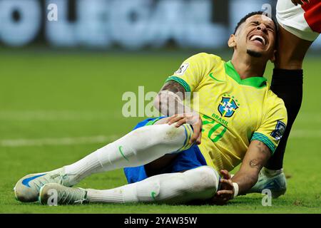 Brasilia, Brésil. 15 octobre 2024. Le brésilien Savinho, lors du match entre le Brésil et le Pérou pour la 10e manche des qualifications FIFA 2026, au stade Mane Garrincha, à Brasilia, au Brésil, le 15 octobre 2024. Photo : Heuler Andrey/DiaEsportivo/Alamy Live News crédit : DiaEsportivo/Alamy Live News Banque D'Images