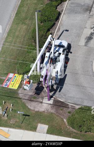 Sarasota, Floride, États-Unis. 15 octobre 2024. Vue aérienne des séquelles à Sarasota, en Floride, après l'ouragan Milton le 15 octobre 2024. Crédit : Mpi34/Media Punch/Alamy Live News Banque D'Images