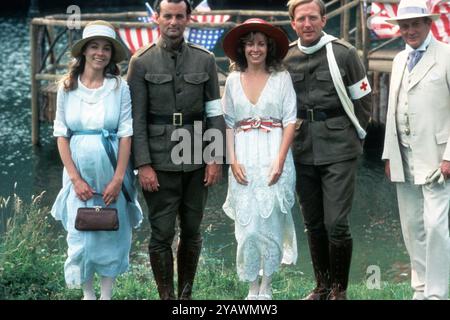 The Razor's Edge Year : 1984 États-Unis / Royaume-Uni réalisateur : John Byrum Theresa Russell, Bill Murray, Catherine Hicks, James Keach, Denholm Elliott Banque D'Images