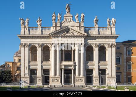 archbasilique historique de Saint Jean Latran intérieur. Rome Highlight, Italie Banque D'Images