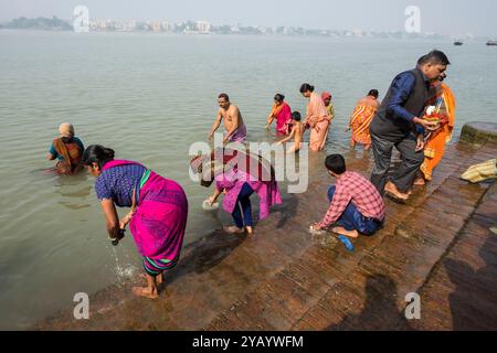 L'Inde, le Bengale occidental, Calcutta, Hughli rivière, vie quotidienne Banque D'Images