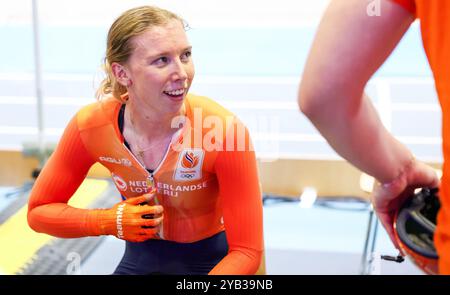 BALLERUP - 16/10/2024, Lorena Wiebes pendant la course de scratch féminine le premier jour des Championnats du monde de cyclisme sur piste au Ballerup Super Arena. ANP IRIS VAN DEN BROEK Banque D'Images