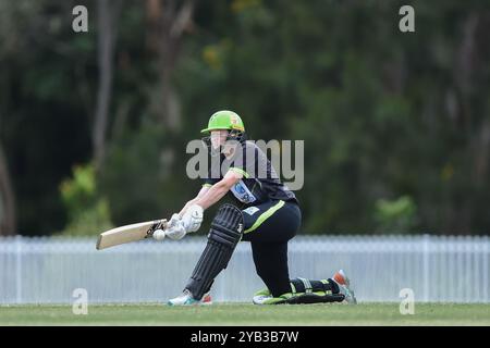 Sydney, Australie. 16 octobre 2024. Tahlia Wilson des Sydney Thunder Bats lors du T20 Spring Challenge match entre Sydney Thunder et Perth Scorchers au Cricket Central. Le T20 Spring Challenge 2024 est un nouveau tournoi national de cricket féminin pour la saison australienne 2024-25. Sydney Thunder : 183/3, Perth Scorchers : 122/9. Crédit : SOPA images Limited/Alamy Live News Banque D'Images