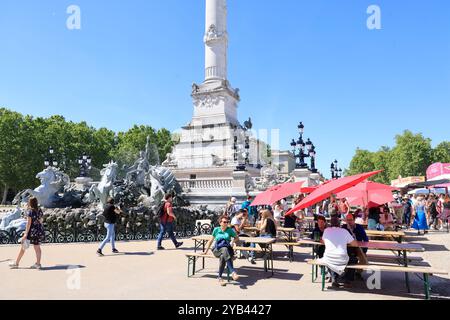 Monument aux Girondins et Fontaine des Girondins sur la place des Quinconces à Bordeaux. Bordeaux, Gironde, Nouvelle Aquitaine, France, Europe Banque D'Images