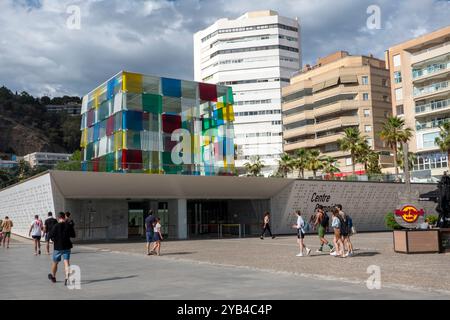 Malaga, Espagne - 8 juin 2024 : entrée au Centre Pompidou Málaga, une branche du Centre national français Georges Pompidou pour l'Art et la culture Locate Banque D'Images