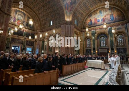 Washington, États-Unis. 16 octobre 2024. U. Le président Joe Biden assiste au service commémoratif d'Ethel Kennedy, à la cathédrale de Matthieu l'apôtre, le 16 octobre 2024, à Washington, DC crédit : Adam Schultz/White House photo/Alamy Live News Banque D'Images