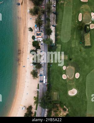 Baie en eau profonde, le club de golf de Hong Kong se trouve à côté d'une plage dans le sud de la ville de Hong Kong Banque D'Images