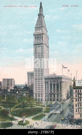 Carte postale américaine vintage de la tour de la Metropolitan Life Insurance Company sur Madison Avenue à New York. Conçu par Napoleon Lebrun & sons. Banque D'Images