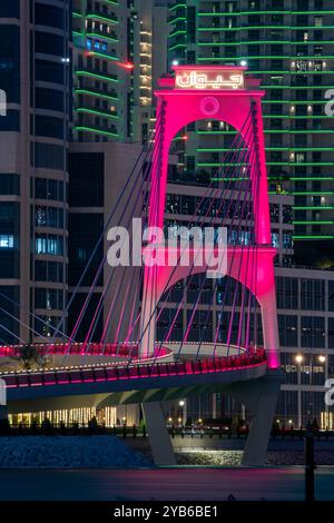 Pont Gewan à l'entrée du quartier résidentiel Pearl Qatar Banque D'Images