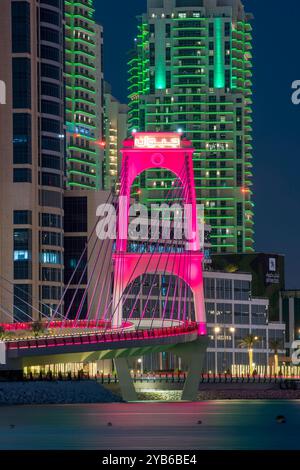 Pont Gewan à l'entrée du quartier résidentiel Pearl Qatar Banque D'Images