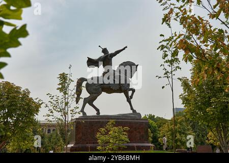 Statue d'Amir Timur (Tamerlan, 1336-1405). Il a été le fondateur de l'Empire timouride d'Asie centrale et est devenu le premier roi de l'époque timuride dynast Banque D'Images