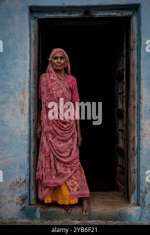 Portrait d'une femme âgée, Gujarat, Inde Banque D'Images