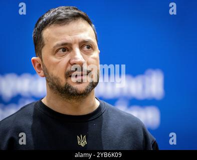 Bruxelles, Belgique. 17 octobre 2024. BRUXELLES - le président ukrainien Volodymyr Zelensky lors de la première journée du sommet européen à Bruxelles. ANP REMKO DE WAAL netherlands Out - belgique Out Credit : ANP/Alamy Live News Banque D'Images