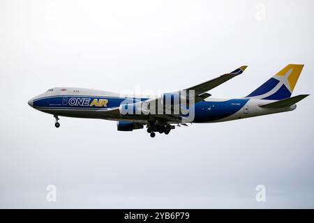 Boeing 747-400ERF appartenant à One Air. G-ONEF. Boeing 747-400SF Special Freighter. Toutes compagnies aériennes de fret. Boeing 747-400F. Banque D'Images