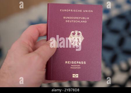 Deutscher Reisepass *** passeport allemand Nordrhein-Westfalen Deutschland, Allemagne GMS17834 Banque D'Images