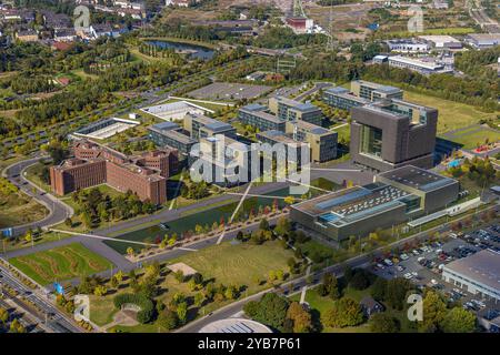 Luftbild, ThyssenKrupp-Hauptquartier und Krupp-Park, Westviertel, Essen, Ruhrgebiet, Nordrhein-Westfalen, Deutschland ACHTUNGxMINDESTHONORARx60xEURO *** vue aérienne, quartier général de ThyssenKrupp et Krupp Park, Westviertel, Essen, région de la Ruhr, Rhénanie du Nord-Westphalie, Allemagne ATTENTIONxMINDESTHONORARx60xEURO Banque D'Images