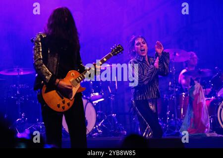 Le groupe britannique de glam rock The Struts se produit en concert à Berlin au Huxleys Neue Welt pour le Grand Union Tour Banque D'Images