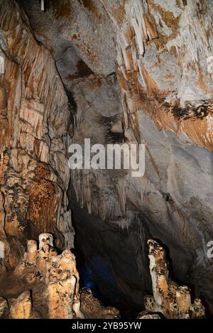 Grotte de Keloglan à Denizli, Turquie Banque D'Images