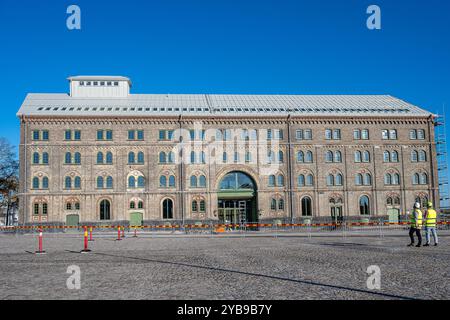 La zone industrielle dans le port intérieur de Norrköping est en cours de réaménagement dans un environnement avec un mélange de logements modernes. Banque D'Images