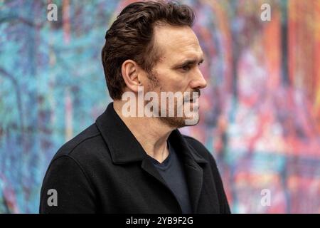 Matt Dillon assiste à une 22e conférence photo Alice Nella Citta à la Casa Alice à Rome, en Italie, le 17 octobre 2024. (Photo de Luca Carlino/NurPhoto) crédit : NurPhoto SRL/Alamy Live News Banque D'Images