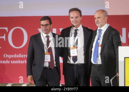 Naples, Italie. 17 octobre 2024. Le ministre de la santé du gouvernement Meloni, Orazio Schillaci, au congrès SIFO 2024 - édition XLV 17 octobre 2024. Crédit : Live Media Publishing Group/Alamy Live News Banque D'Images