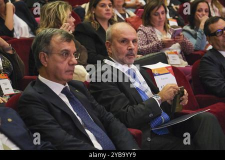 Naples, Italie. 17 octobre 2024. Le ministre de la santé du gouvernement Meloni, Orazio Schillaci, au congrès SIFO 2024 - édition XLV 17 octobre 2024. Crédit : Live Media Publishing Group/Alamy Live News Banque D'Images