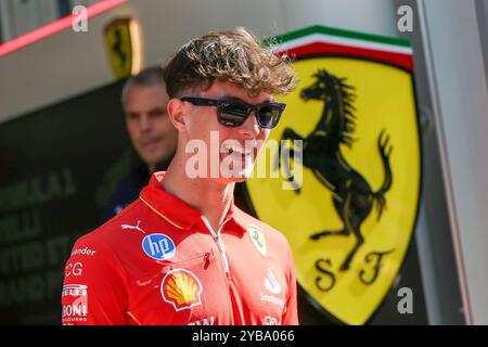 Austin, Texas, États-Unis. 17 octobre 2024. Oliver Bearman (GBR) - pilote de réserve, Scuderia Ferrari lors du Grand Prix de formule 1 Pirelli des États-Unis 2024, qui aura lieu au circuit of Americas à Austin, TX (États-Unis) du 18 au 20 septembre 2024 (crédit image : © Alessio de Marco/ZUMA Press Wire) USAGE ÉDITORIAL SEULEMENT! Non destiné à UN USAGE commercial ! Banque D'Images