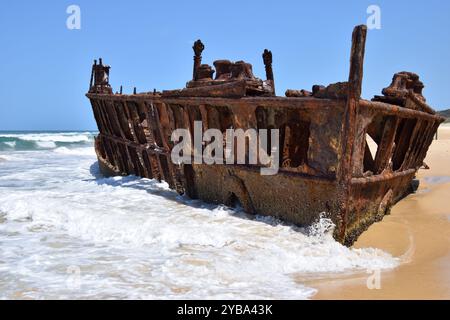 Naufrage SS Maheno, Frazer Island, Queensland Australie. Magnifique photographie naufrage sur K'gari. Les restes rouillés de navire emblématique sur la plage de sable Banque D'Images