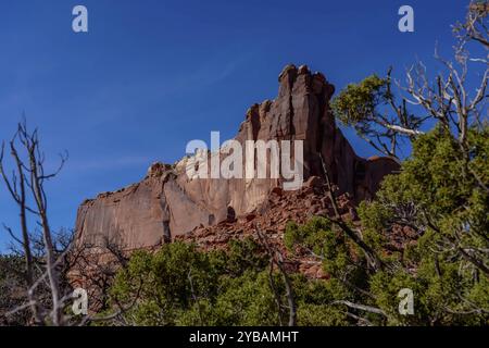 La photographie aérienne des fascinantes formations rocheuses de l'Utah capture les merveilles géologiques à couper le souffle de l'État Banque D'Images