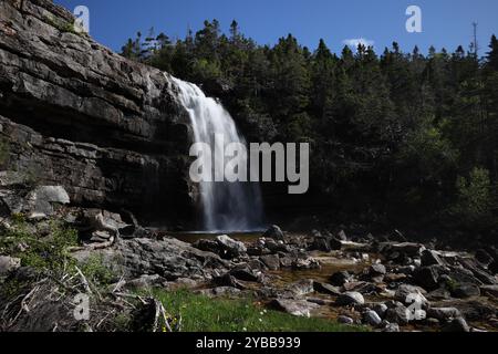 Hidden Falls, Sheaves Cove, Terre-Neuve-et-Labrador, T.-N.-L., Canada Banque D'Images