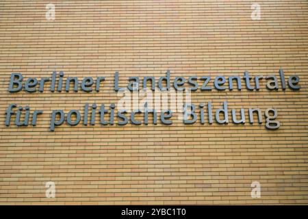 Berliner Landeszentrale für Politische Bildung, Hardenbergstraße, Charlottenburg, Charlottenburg-Wilmersdorf, Berlin, Deutschland Banque D'Images