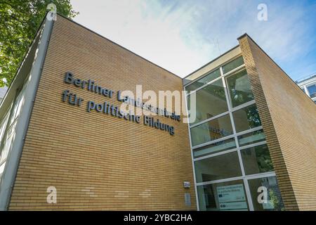 Berliner Landeszentrale für Politische Bildung, Hardenbergstraße, Charlottenburg, Charlottenburg-Wilmersdorf, Berlin, Deutschland Banque D'Images