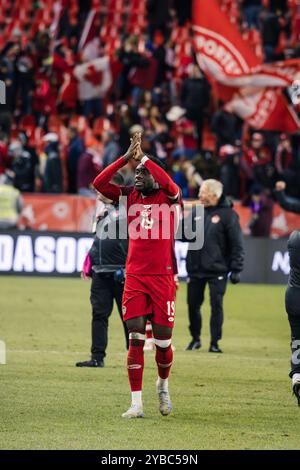 Toronto, Canada. 15 octobre 2024. Toronto, Canada, 15 octobre 2024 Alphonso Davies (19 Canada) après le match amical international entre le Canada et le Panama au BMO Field à Toronto, Canada (Curtis Wong/SPP) crédit : SPP Sport Press photo. /Alamy Live News Banque D'Images