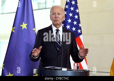Joe Biden beim Pressestatement nach dem bilateralen Gespräch des amerikanischen Präsidenten mit dem Bundeskanzler im Bundeskanzleramt. Berlin, 18.10.2024 *** Joe Biden lors de la déclaration à la presse après les entretiens bilatéraux entre le président des États-Unis et le chancelier fédéral à la Chancellerie fédérale Berlin, 18 10 2024 Foto:XF.xKernx/xFuturexImagex biden scholz 3478 Banque D'Images
