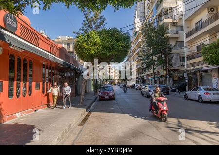 Les rues de Beyrouth, dans le quartier touristique populaire de Gemmayzeh, au Liban. Banque D'Images