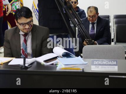 GUARDERAS ABAD CONTENCIOSO ELECTORAL Quito, vendredi 18 octobre 2024 audition orale des preuves et allégations de Juan Esteban Guarderas contre Veronica Abad, devant le Tribunal contentieux électoral, Cuenca dossier de candidature à la mairie Eric Erazo avocat pour le vice-président photos API Rolando Enriquez Quito Pichincha Ecuador POL GUARDERAS ABAD CONTENCIOSO ELECTORAL 599ac7f79a8a57740ab1523dc17xERIKE Banque D'Images