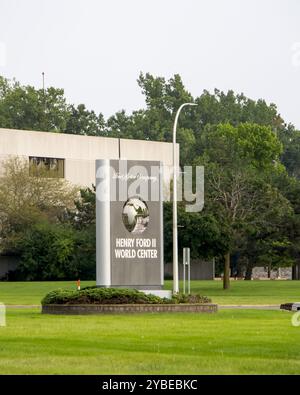 Dearborn, mi États-Unis - 04 AOÛT 2024 : vue aérienne du siège social mondial de Ford Motor Company, est une société automobile américaine et sixième Banque D'Images