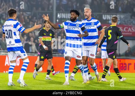 Doetinchem, pays-Bas. 18 octobre 2024. DOETINCHEM, Stadium Vijverberg, 18-10-2024, saison 2024/2025, Dutch Keuken Kampioen Divisie pendant le match de Graafschap - Jong PSV Graafschap scores 1-0 Credit : Pro Shots/Alamy Live News Banque D'Images