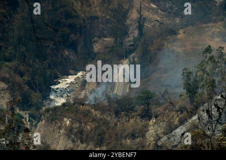 Forêts de feu, Quito - Équateur / septembre 2024 Banque D'Images