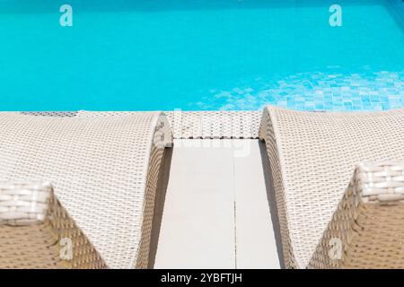 piscine privée à composition horizontale Banque D'Images