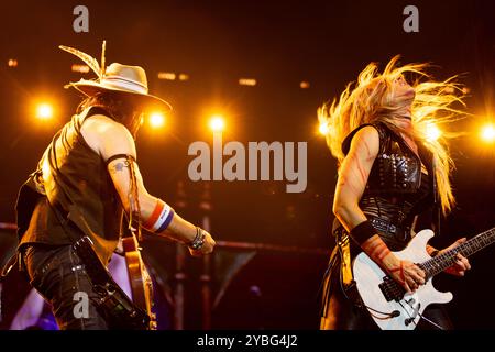 Leeds, Royaume-Uni - Alice Cooper se produit à la First Direct Arena, Leeds le 18 octobre 2024. Crédit : Jill O'Donnell/Alamy Live News Banque D'Images