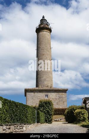 Île de Batz, France, 31 juillet 2018 : phare de l'île de Batz, jour ensoleillé de l'été, Europe Banque D'Images