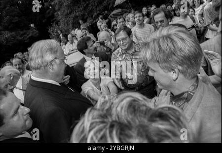 Allemagne, Potsdam, 17 août 1991, le chancelier fédéral Helmut Kohl à l'enterrement des restes mortels de Frédéric II à Potsdam Sanssouci, bain dans le Banque D'Images