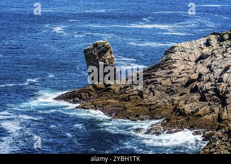 Vue panoramique sur la pointe du Raz. C'est un promontoire qui s'étend dans l'Atlantique depuis l'ouest de la Bretagne, en France Banque D'Images