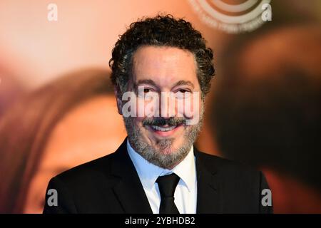 Lyon, France. 19 octobre 2024. Guillaume Gallienne lors de la cérémonie de remise des prix du festival des lumières à Lyon, France, le 19 octobre 2024. (Photo de Romain Doucelin/NurPhoto) crédit : NurPhoto SRL/Alamy Live News Banque D'Images