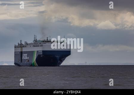 Véhicule en route pour les quais de Royal Portbury Banque D'Images